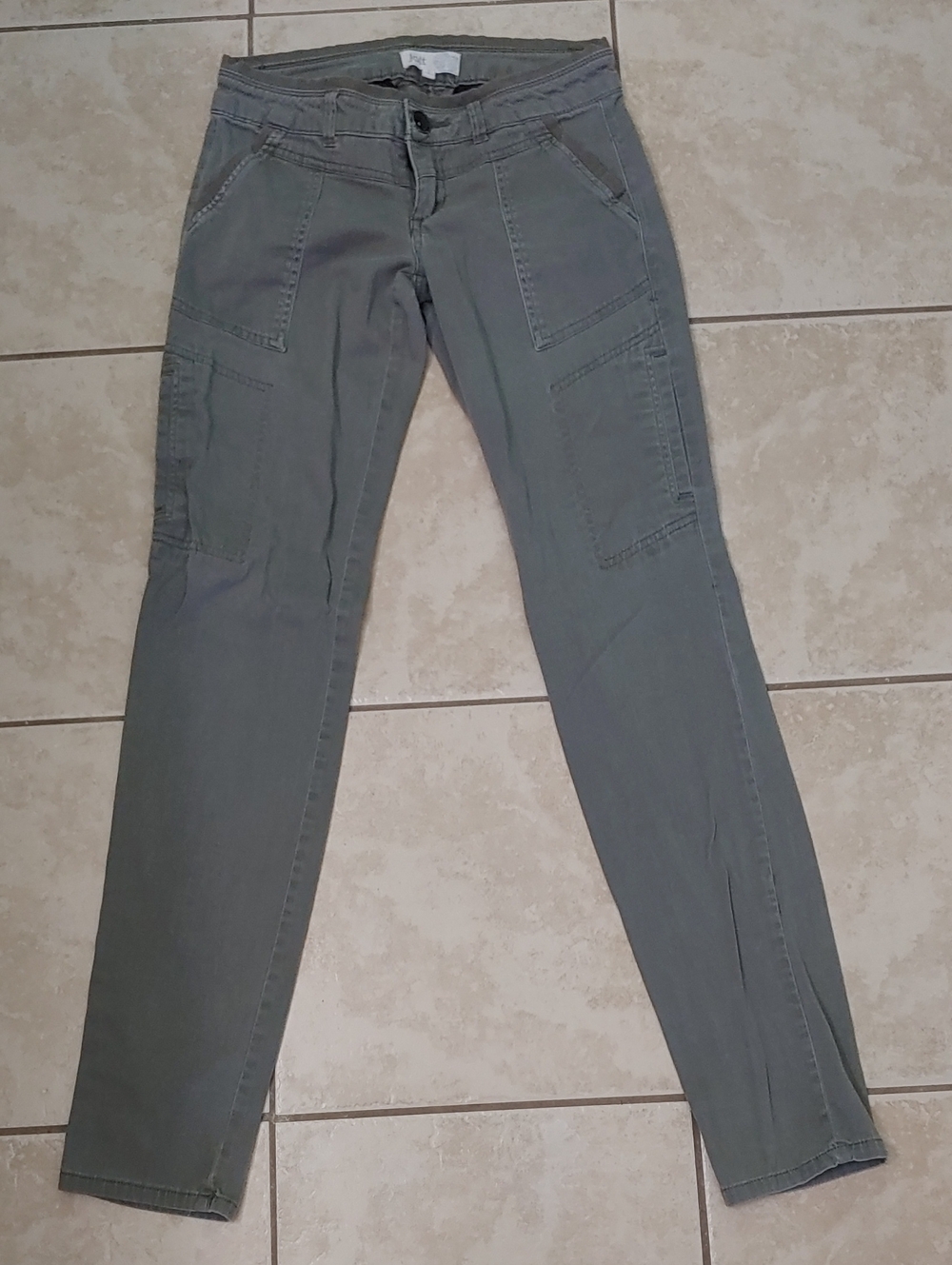 Jolt Women's Olive Green Cargo Pants Size 1